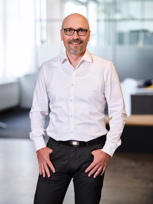 Team Member - StephanSpies_041_M.jpg